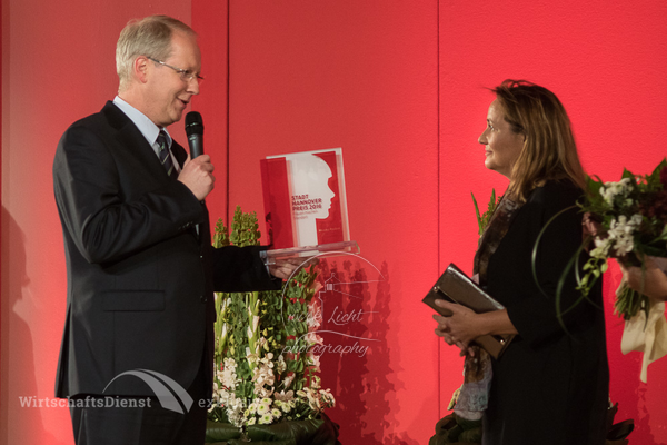 Preisverleihung "Stadt-Hannover-Preis" durch Oberbürgermeister Stefan Schostok