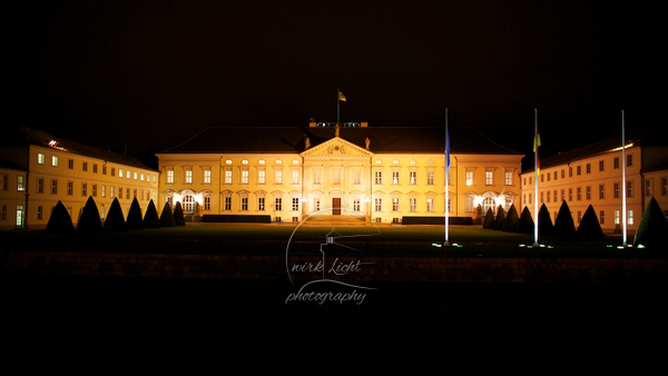 Schloss Bellevue bei Nacht